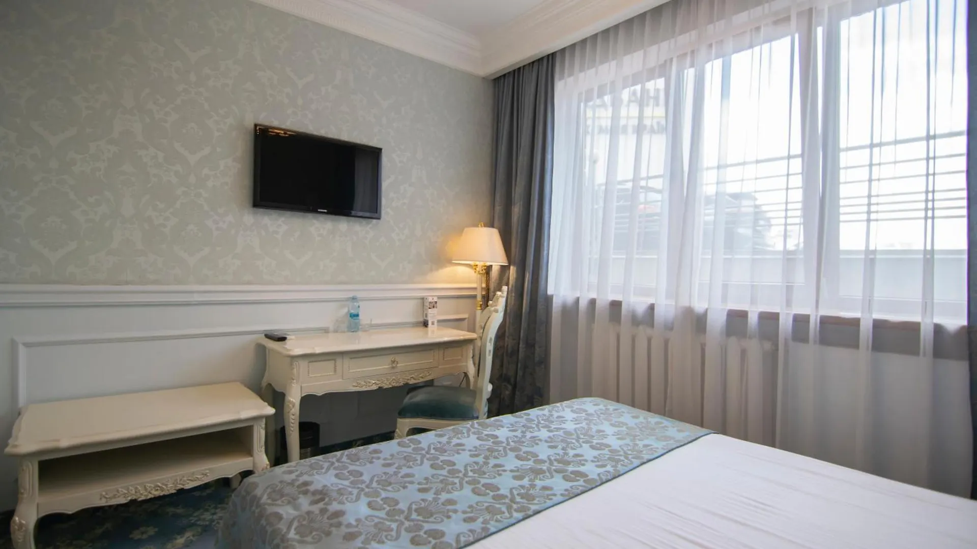 Royal Olympic Hotel Киев 3*,  Украина