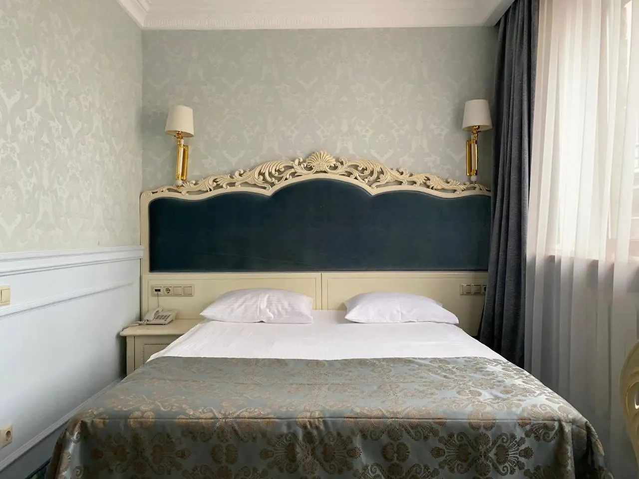 ***  Royal Olympic Hotel Киев Украина