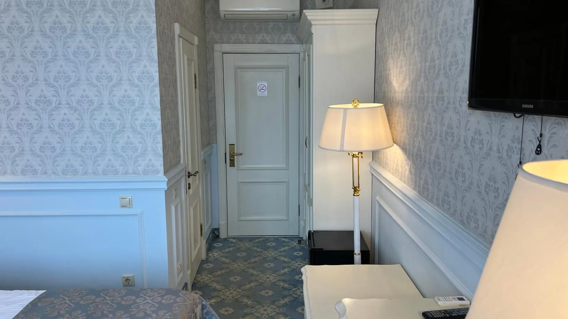 ***  Royal Olympic Hotel Киев Украина